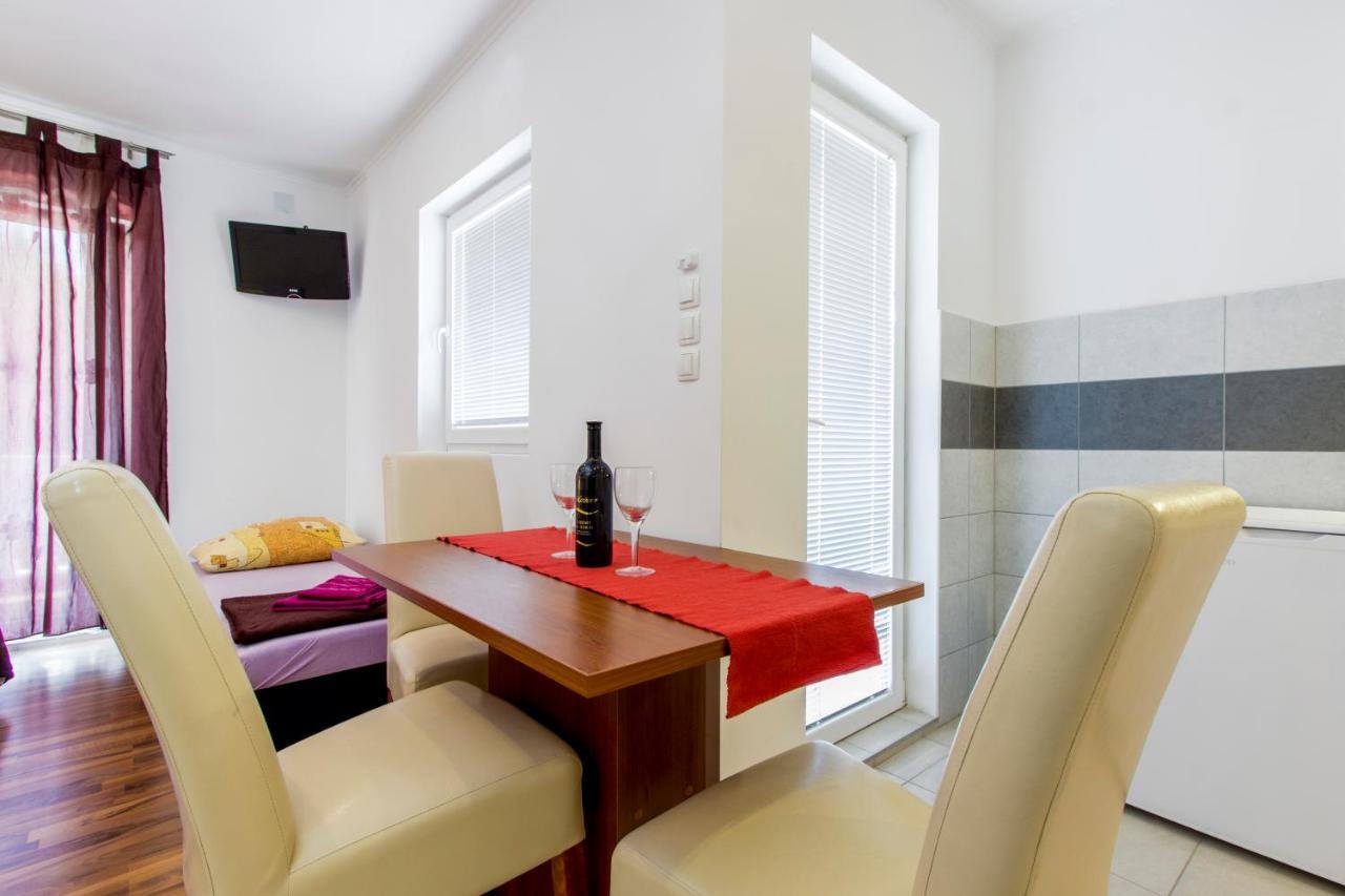 Apartmani Mariva Vodice Buitenkant foto