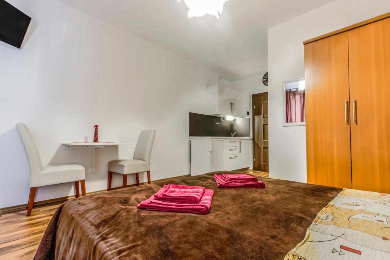 Apartmani Mariva Vodice Buitenkant foto