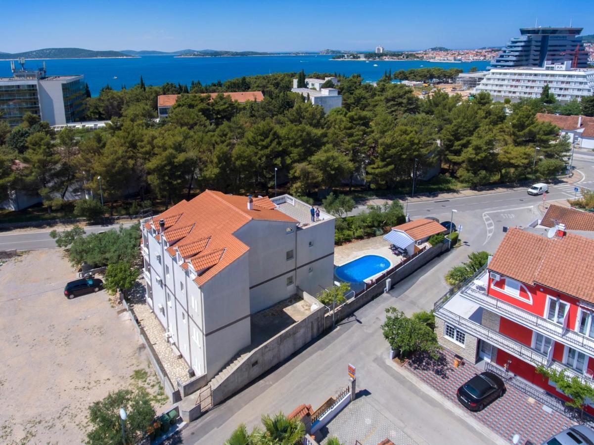 Apartmani Mariva Vodice Buitenkant foto