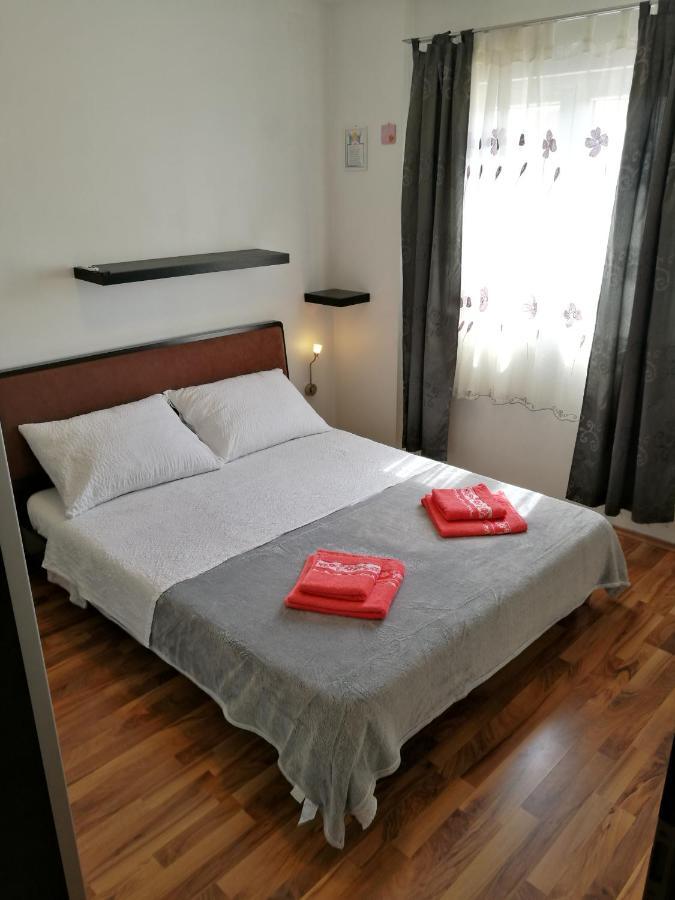 Apartmani Mariva Vodice Buitenkant foto