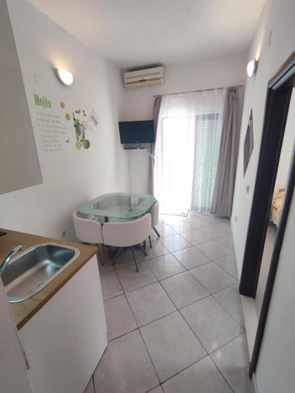 Apartmani Mariva Vodice Buitenkant foto